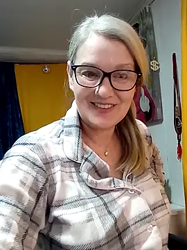 Snapshot of irinamaux chatting on March 2026 05:24:01 AM irinamaux online show from March 2026 05:24:01 AM