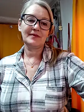 Snapshot of irinamaux chatting on March 2026 08:59:02 AM irinamaux online show from March 2026 08:59:02 AM