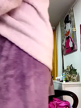 Snapshot of irinamaux chatting on April 2026 01:47:02 AM irinamaux online show from April 2026 01:47:02 AM