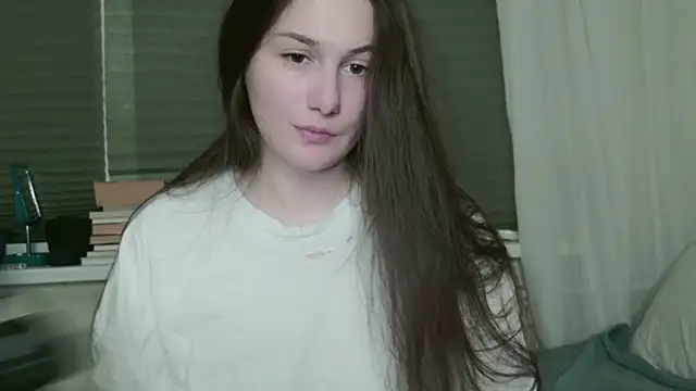 nostripchat online show from April 2026 06:02:01 PM