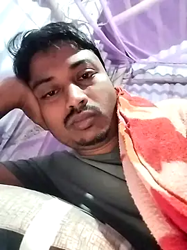 Snapshot of ErRakesh1 chatting on November 2025 10:42:02 PM ErRakesh1 online show from November 2025 10:42:02 PM