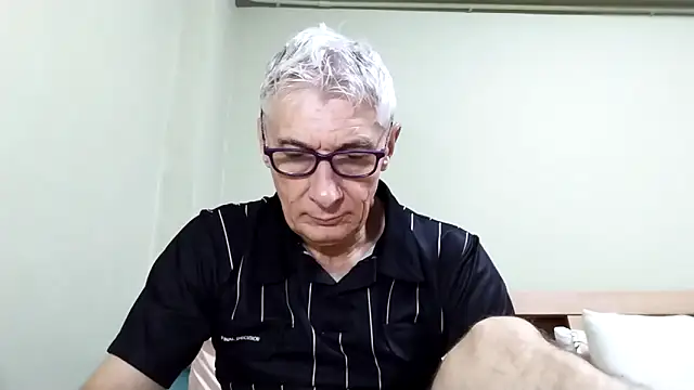 BIGUNCUTHARDCOCK online show from December 2025 02:30:02 AM