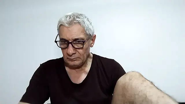 Snapshot of BIGUNCUTHARDCOCK chatting on February 2026 12:22:02 AM BIGUNCUTHARDCOCK online show from February 2026 12:22:02 AM