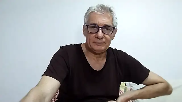 Snapshot of BIGUNCUTHARDCOCK chatting on February 2026 02:20:02 AM BIGUNCUTHARDCOCK online show from February 2026 02:20:02 AM