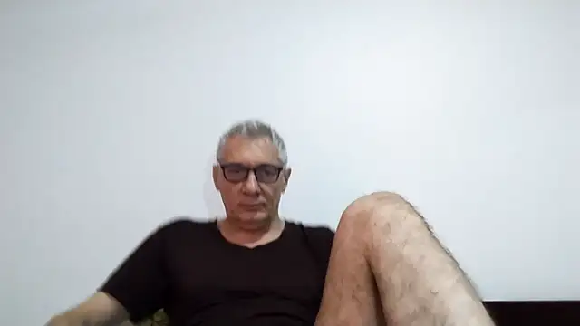 Snapshot of BIGUNCUTHARDCOCK chatting on March 2026 01:12:02 AM BIGUNCUTHARDCOCK online show from March 2026 01:12:02 AM