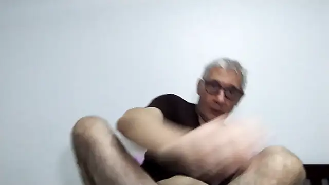 Snapshot of BIGUNCUTHARDCOCK chatting on March 2026 02:12:02 PM BIGUNCUTHARDCOCK online show from March 2026 02:12:02 PM