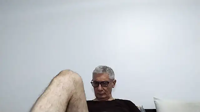 Snapshot of BIGUNCUTHARDCOCK chatting on March 2026 01:58:01 PM BIGUNCUTHARDCOCK online show from March 2026 01:58:01 PM