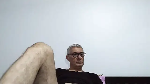 Snapshot of BIGUNCUTHARDCOCK chatting on March 2026 02:15:01 AM BIGUNCUTHARDCOCK online show from March 2026 02:15:01 AM