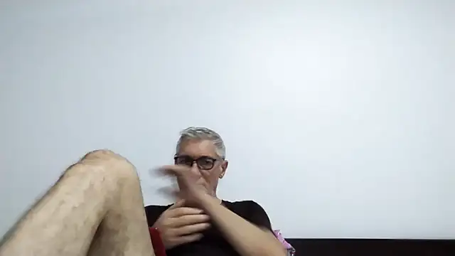 Snapshot of BIGUNCUTHARDCOCK chatting on March 2026 12:37:01 AM BIGUNCUTHARDCOCK online show from March 2026 12:37:01 AM