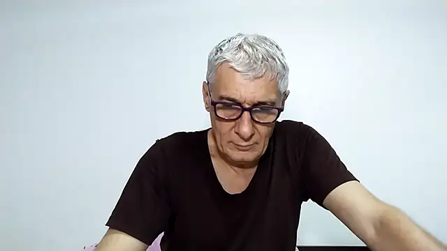 Snapshot of BIGUNCUTHARDCOCK chatting on March 2026 01:21:01 AM BIGUNCUTHARDCOCK online show from March 2026 01:21:01 AM