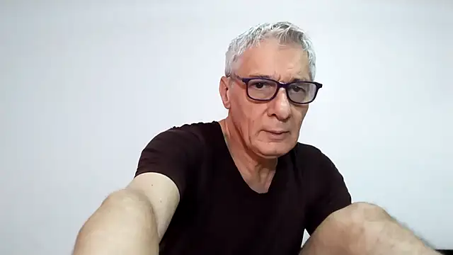 Snapshot of BIGUNCUTHARDCOCK chatting on March 2026 01:51:01 AM BIGUNCUTHARDCOCK online show from March 2026 01:51:01 AM