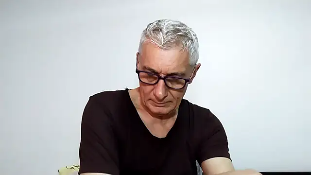 Snapshot of BIGUNCUTHARDCOCK chatting on April 2026 01:54:01 AM BIGUNCUTHARDCOCK online show from April 2026 01:54:01 AM