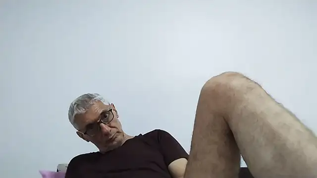 BIGUNCUTHARDCOCK online show from July 2026 12:13:01 AM