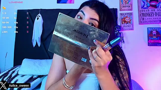 Aliceowenn online show from October 2025 09:17:02 PM