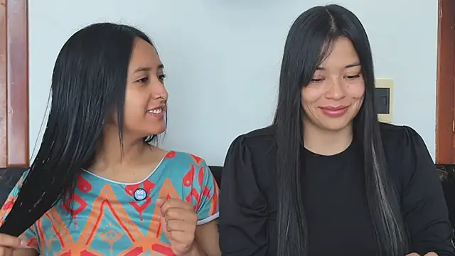 2SummerLove1 online show from November 2025 02:34:02 PM