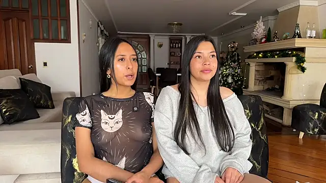 2SummerLove1 online show from December 2025 02:36:02 PM