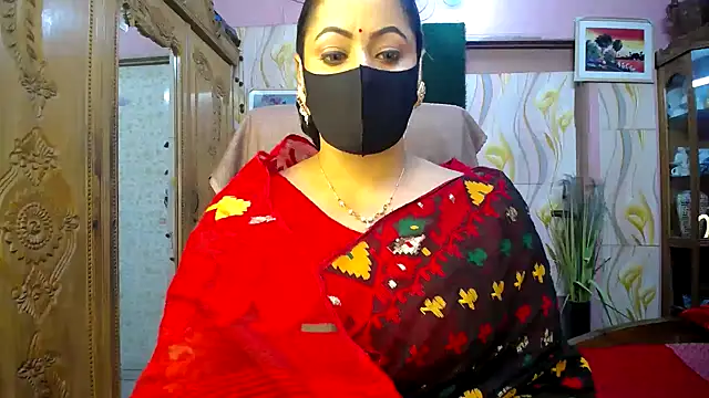 Snapshot of SohanaSabaSexy chatting on September 2025 06:18:02 PM SohanaSabaSexy online show from September 2025 06:18:02 PM