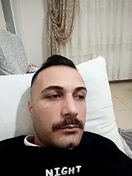 modelturanist27 online show from May 2026 01:25:02 AM