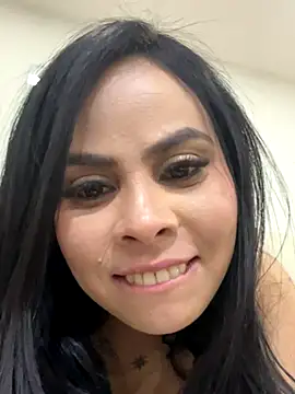 Snapshot of Julieta_Coopeer_ chatting on September 2025 10:43:02 PM Julieta Coopeer online show from September 2025 10:43:02 PM