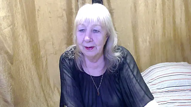 Snapshot of _Estelitta_5 chatting on February 2025 03:47:01 PM  Estelitta 5 online show from February 2025 03:47:01 PM