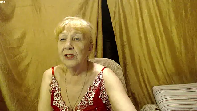 Snapshot of _Estelitta_5 chatting on October 2025 09:04:01 PM  Estelitta 5 online show from October 2025 09:04:01 PM