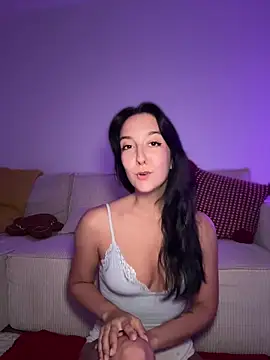 Snapshot of _Juliette chatting on July 2026 07:38:01 PM Juliette online show from July 2026 07:38:01 PM