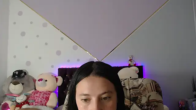 Lorenahot 06 online show from September 2025 05:57:02 PM