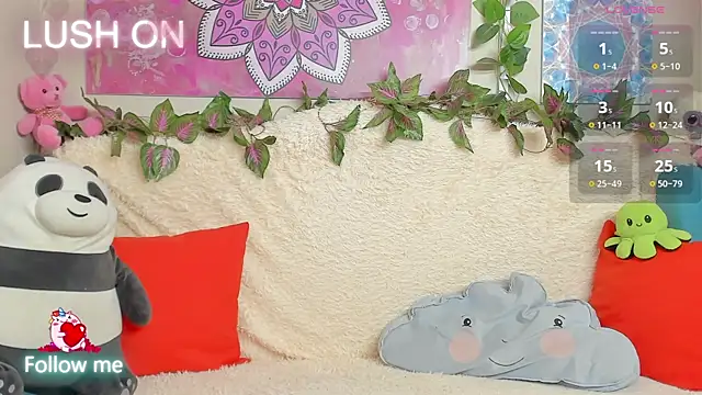 Snapshot of Ann_EX_Mooni chatting on December 2024 09:28:02 AM Ann EX Mooni online show from December 2024 09:28:02 AM