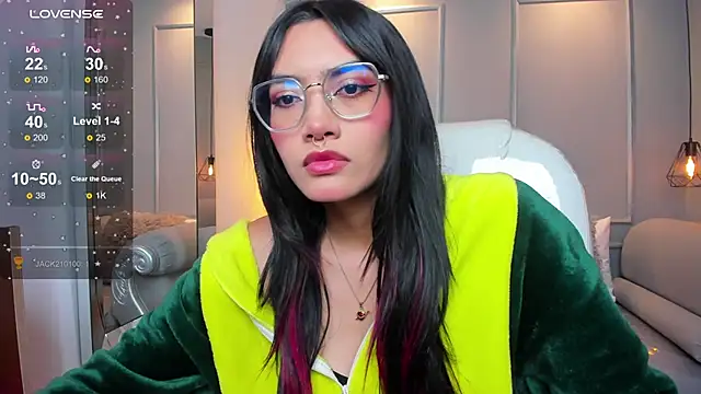 AzuraKindong online show from November 2025 07:45:02 PM