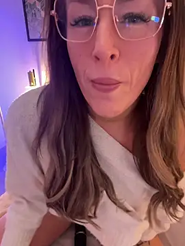 ChristyAdair online show from November 2025 10:42:01 PM