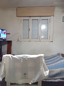 Snapshot of Zorrita_Fox chatting on June 2026 12:15:01 AM Zorrita Fox online show from June 2026 12:15:01 AM