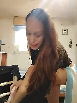 Snapshot of Zorrita_Fox chatting on June 2026 05:28:01 PM Zorrita Fox online show from June 2026 05:28:01 PM