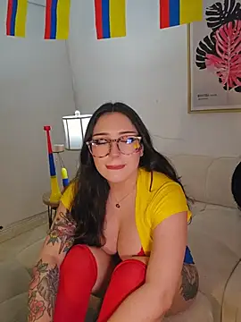 Snapshot of freya_bella_ chatting on July 2026 05:24:01 AM freya bella online show from July 2026 05:24:01 AM
