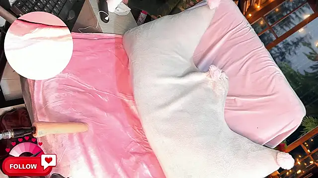 shayna manson  online show from February 2025 07:31:01 AM