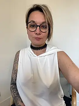 marinella07 online show from March 2025 12:14:02 PM