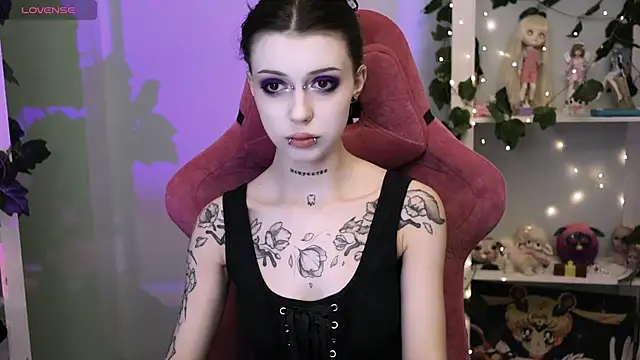 prettybones online show from January 2026 07:50:02 PM