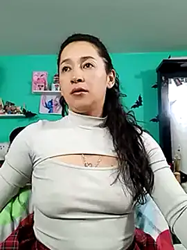 emilypoppy3 online show from March 2025 01:26:02 PM