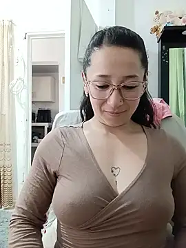 Snapshot of emilypoppy3 chatting on July 2026 07:09:01 PM emilypoppy3 online show from July 2026 07:09:01 PM