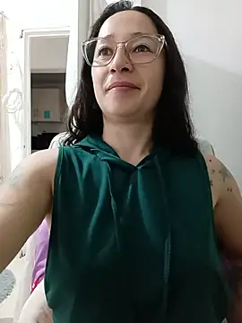 Snapshot of emilypoppy3 chatting on July 2026 07:09:01 PM emilypoppy3 online show from July 2026 07:09:01 PM