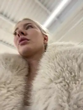 Snapshot of NewLale chatting on March 2025 06:20:02 AM NewLale online show from March 2025 06:20:02 AM