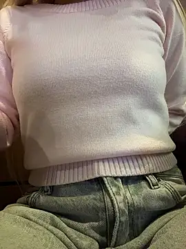 Snapshot of NewLale chatting on January 2026 04:15:01 AM NewLale online show from January 2026 04:15:01 AM