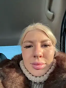 Snapshot of NewLale chatting on February 2026 03:07:01 AM NewLale online show from February 2026 03:07:01 AM