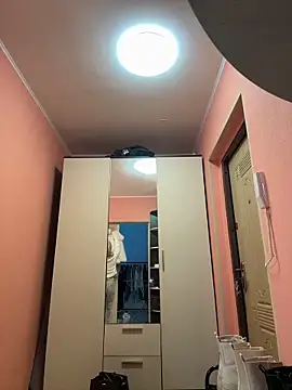 Snapshot of NewLale chatting on March 2026 03:36:01 AM NewLale online show from March 2026 03:36:01 AM