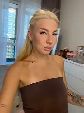 Snapshot of NewLale chatting on March 2026 02:23:01 AM NewLale online show from March 2026 02:23:01 AM