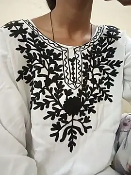 Snapshot of Kumkum_36 chatting on March 2026 04:26:01 AM Kumkum 36 online show from March 2026 04:26:01 AM