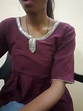 Snapshot of Kumkum_36 chatting on April 2026 04:56:01 AM Kumkum 36 online show from April 2026 04:56:01 AM