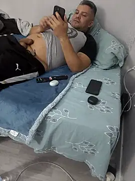 antonioM84 online show from January 2026 09:29:01 PM