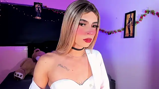 rosedewitt online show from February 2025 10:58:02 AM