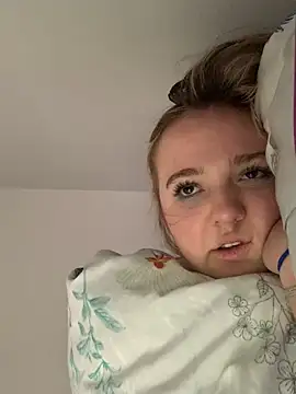 Snapshot of cammy2 chatting on December 2024 03:44:01 PM cammy2 online show from December 2024 03:44:01 PM