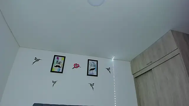 im sarah34 online show from March 2026 05:48:01 AM